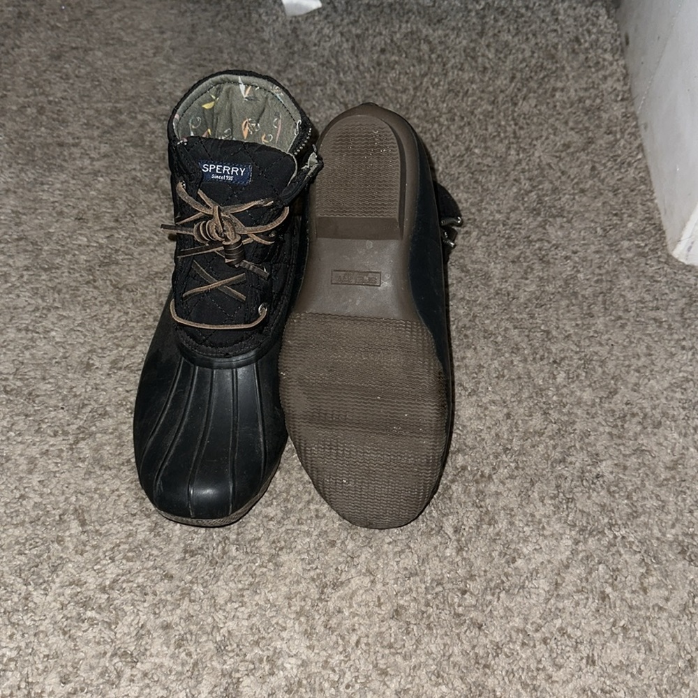 Sperry boots - Picture 3 of 3